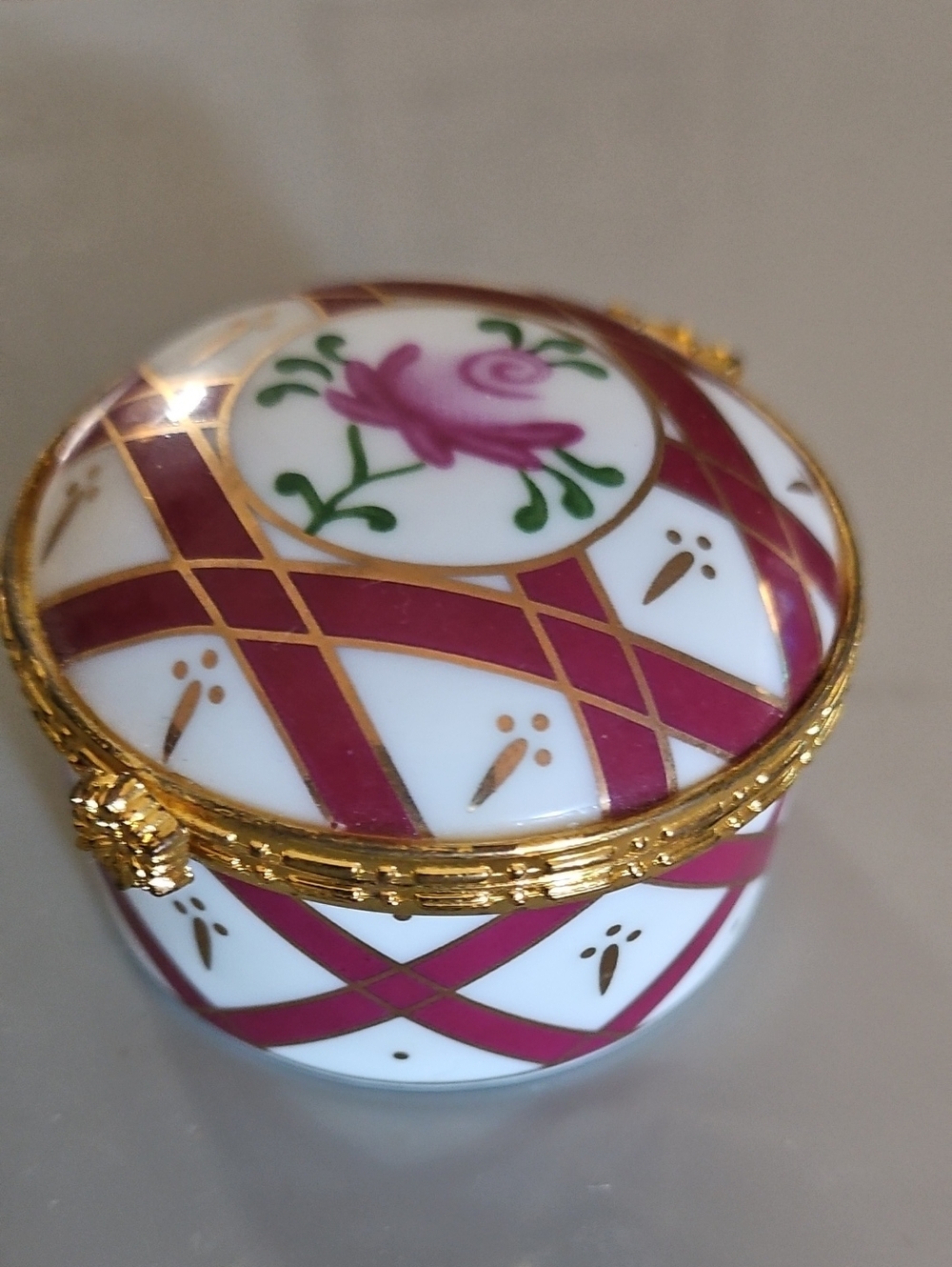 Gold-Trim Porcelain Trinket Box with Pink Floral Detail